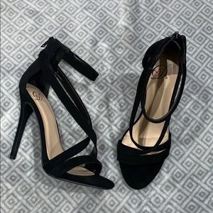 Black strap heels!